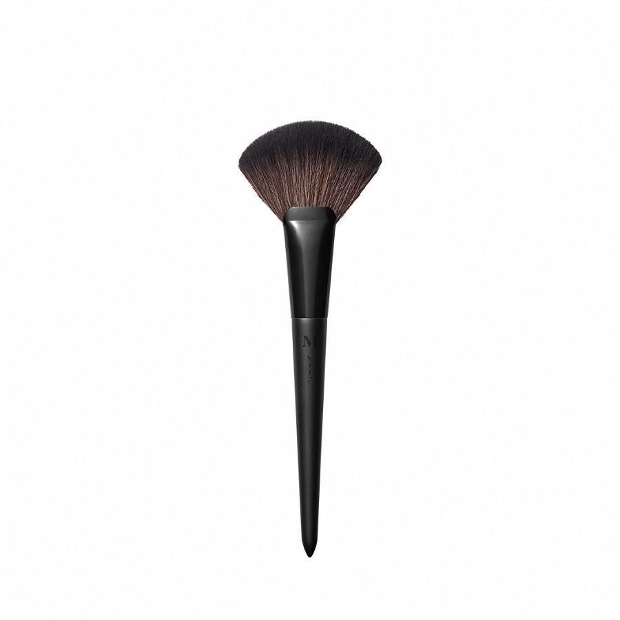 Morphe V112 Fluffy Fan Powder Brush