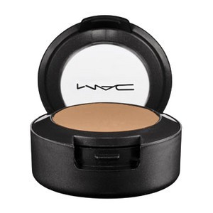 MAC Studio Finish SPF 35 Concealer