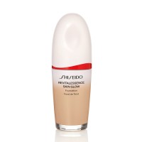 Shiseido Revitalessence Skin Glow Foundation SPF30 PA+++