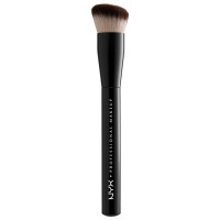 NYX Professional Makeup Can't stop won't stop brush