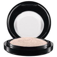 MAC Mineralize Skinfinish Highlighter